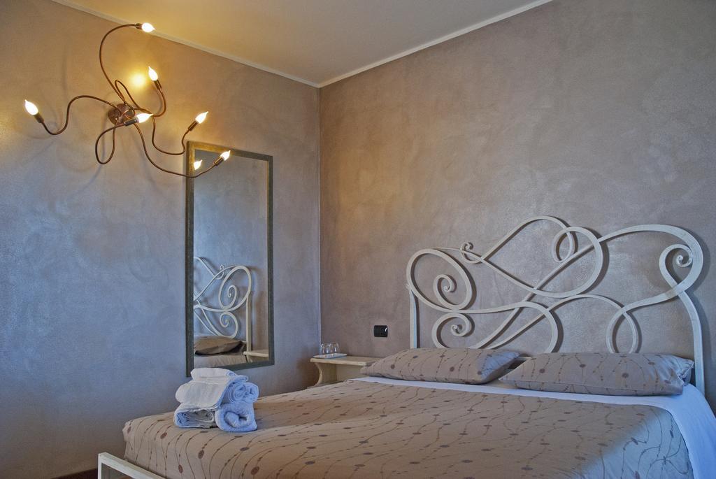 Villa Portola La Vecchia Dimora Roncola Habitación foto